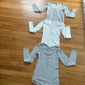3 Henley scoop neck long sleeve shirts size small